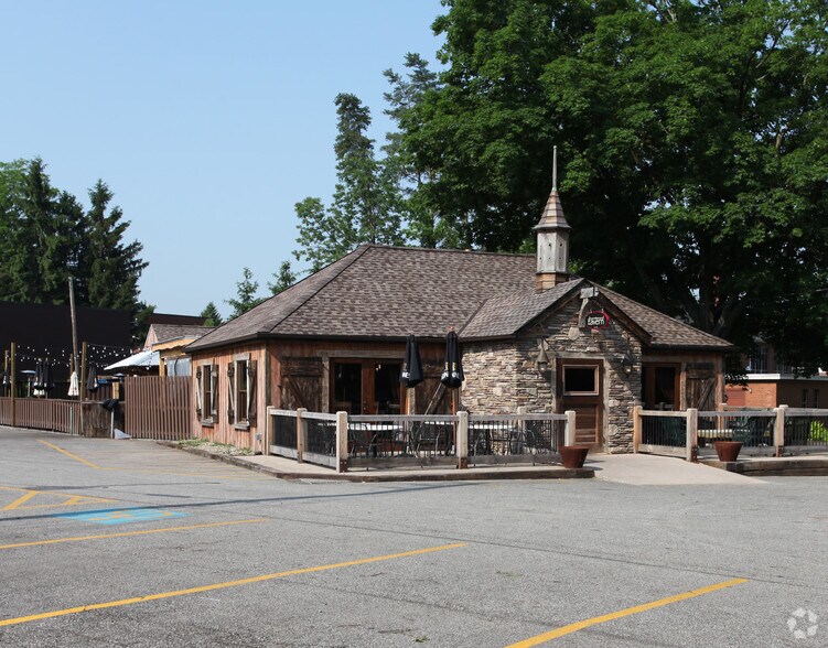 More Photos Of 504 Washington St, Chagrin Falls Restaurant For Sale