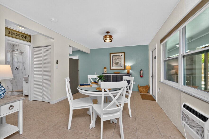 More Photos Of 1130 Gulf Blvd, Englewood Apartments For Sale