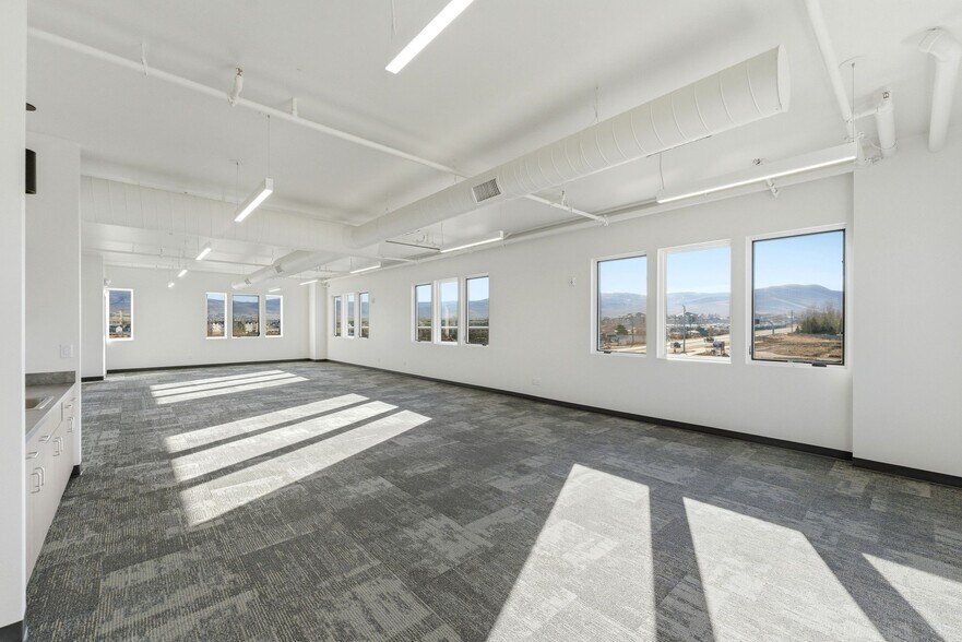 More Photos Of Phase One Unit #6, 1922 US-40 Hwy, Heber City Light Distribution For Lease