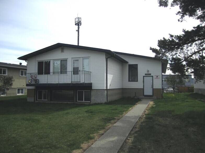 More Photos Of 13011 83rd St NW, Edmonton Apartments For Sale