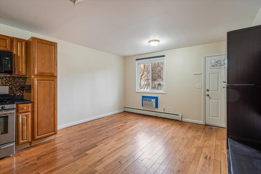 More Photos Of 414 Franklin Ave, Brooklyn Apartments For Sale