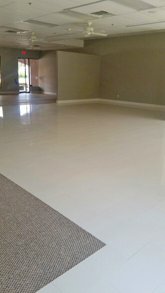 More Photos Of 27180 Bay Landing Dr, Bonita Springs Medical For Lease
