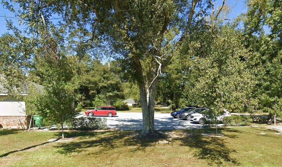 More Photos Of 944 N Columbia St, Covington Rehabilitation Center For Sale