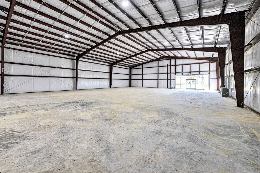 More Photos Of 11555 Gaston, Katy Industrial For Lease