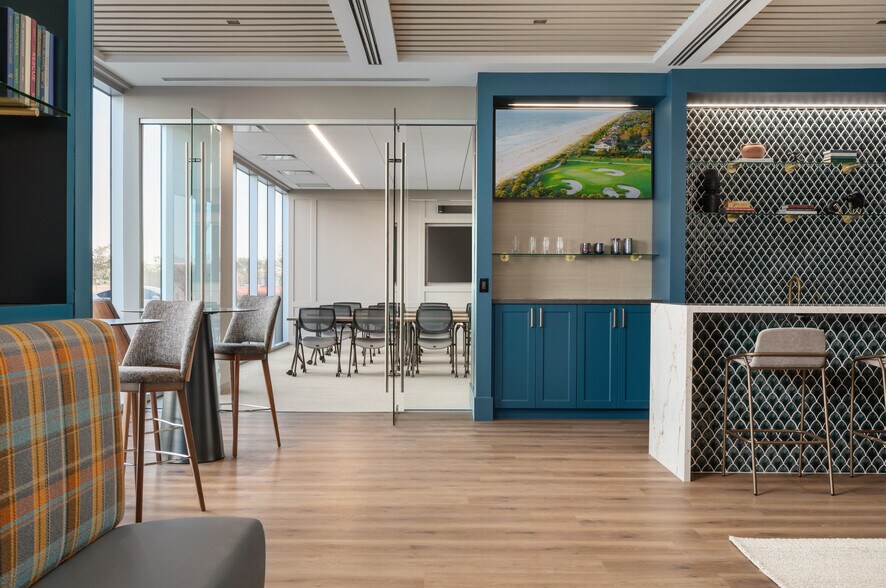 More Photos Of 2046 Riverview Auto Dr, Mesa Unknown For Lease