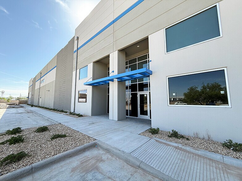 Primary Photo Of 9701 Joe Rodriguez Dr, El Paso Warehouse For Lease