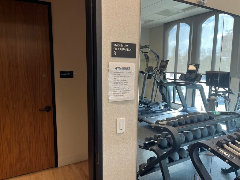 More Photos Of 1098 Lincoln Ave, San Jose Loft Creative Space For Lease