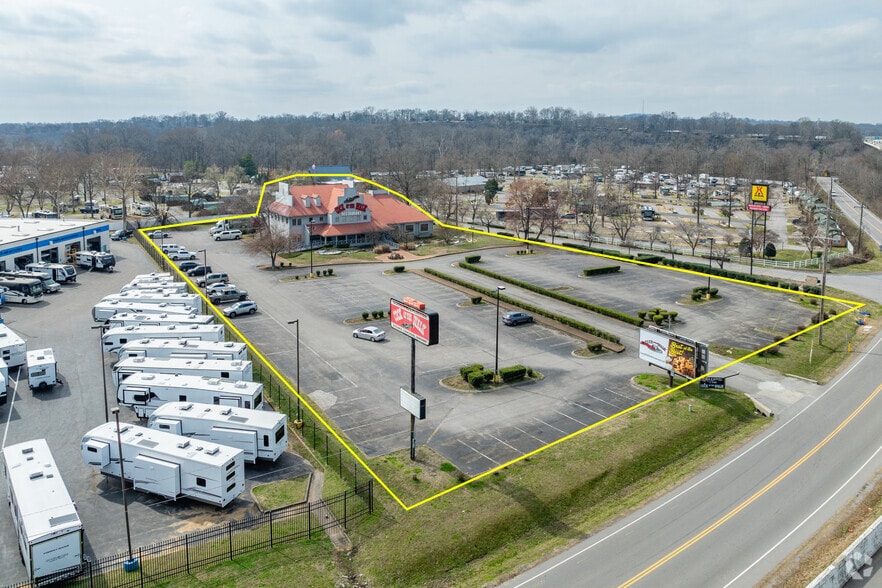 More Photos Of 2624 Music Valley Dr, Nashville Restaurant For Sale