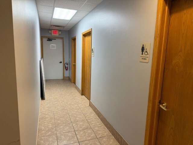 More Photos Of 134 26th St NW, Owatonna Office For Lease