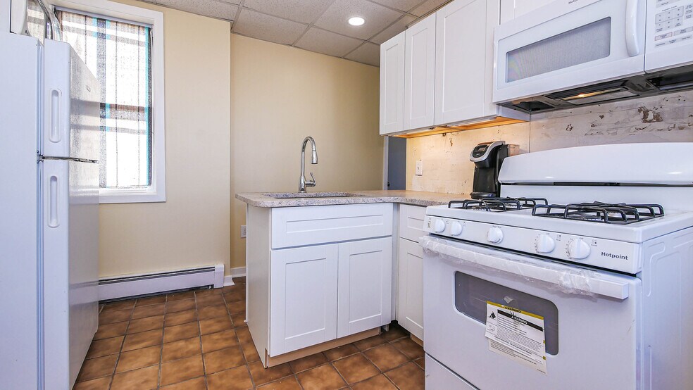 More Photos Of 101 S Texas Ave, Atlantic City Storefront Retail Residential For Sale