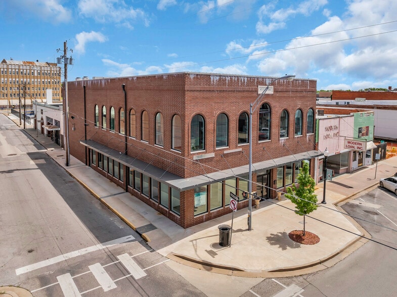 Primary Photo Of 127 W Main St, Ardmore Office For Sale