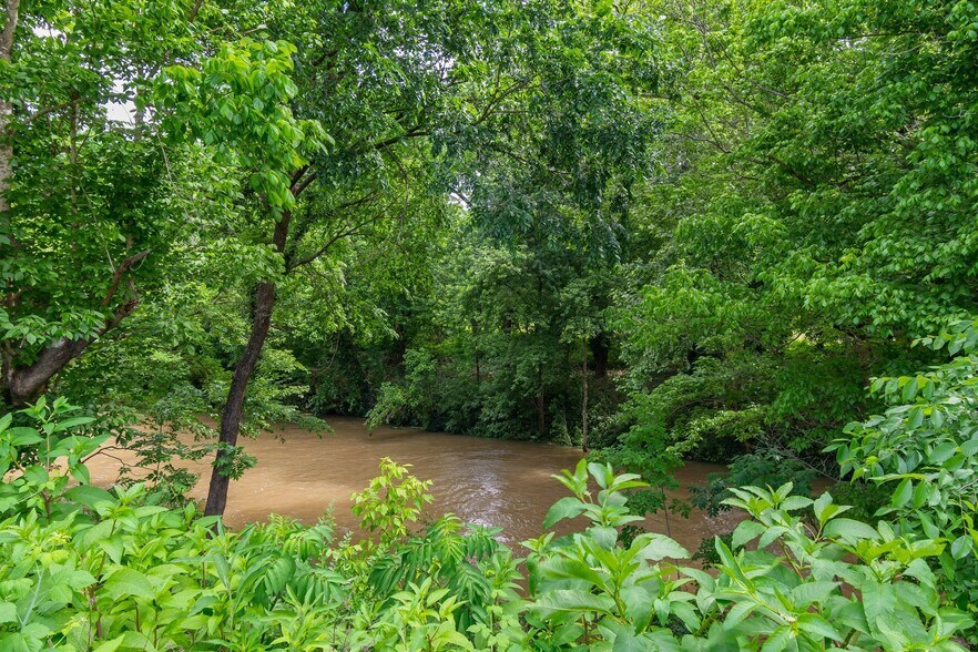 More Photos Of 106 Bridge St, Franklin Land For Sale