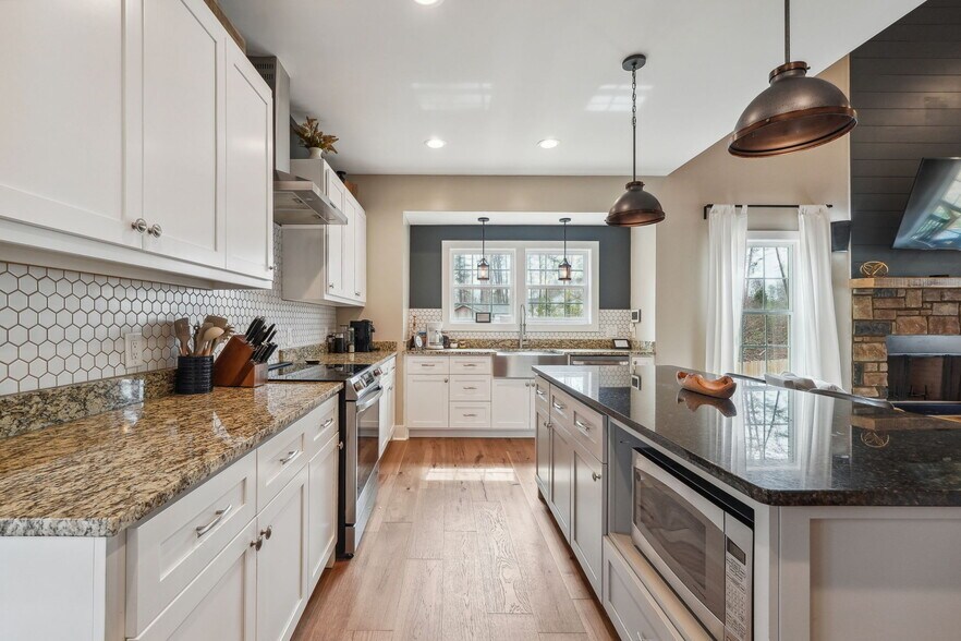 More Photos Of 1300 Preacher Campbell Rd, Clarkesville Multifamily For Sale