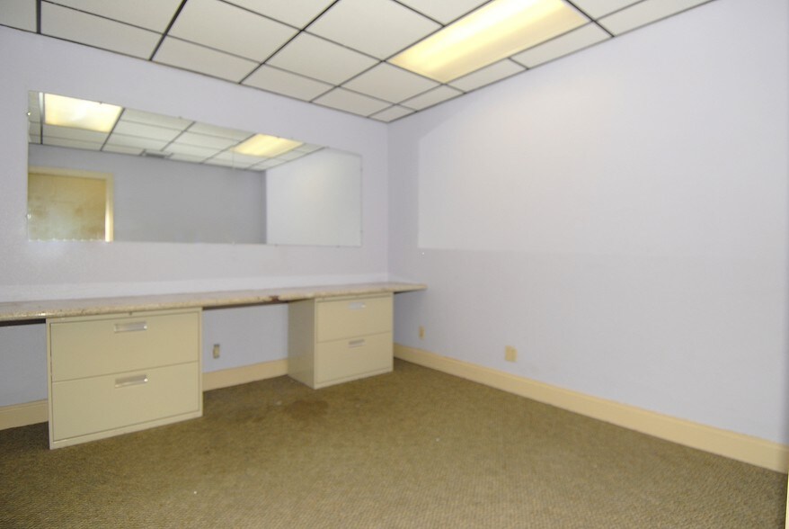 More Photos Of 1730 E Commercial Blvd, Fort Lauderdale Medical For Sale