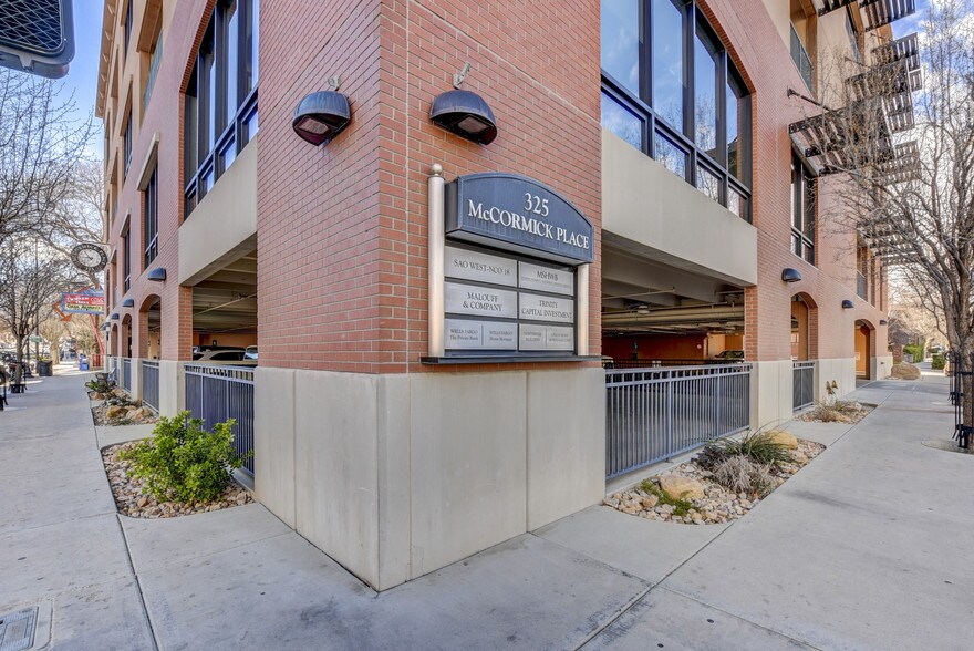 More Photos Of 325 W Gurley St, Prescott Office For Lease
