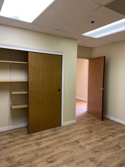 More Photos Of 100 Professional Center Dr, Novato Unknown For Lease