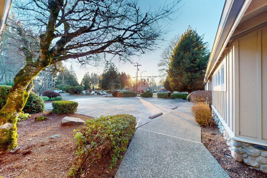 More Photos Of 3610 Ensign Rd NE, Olympia Medical For Sale