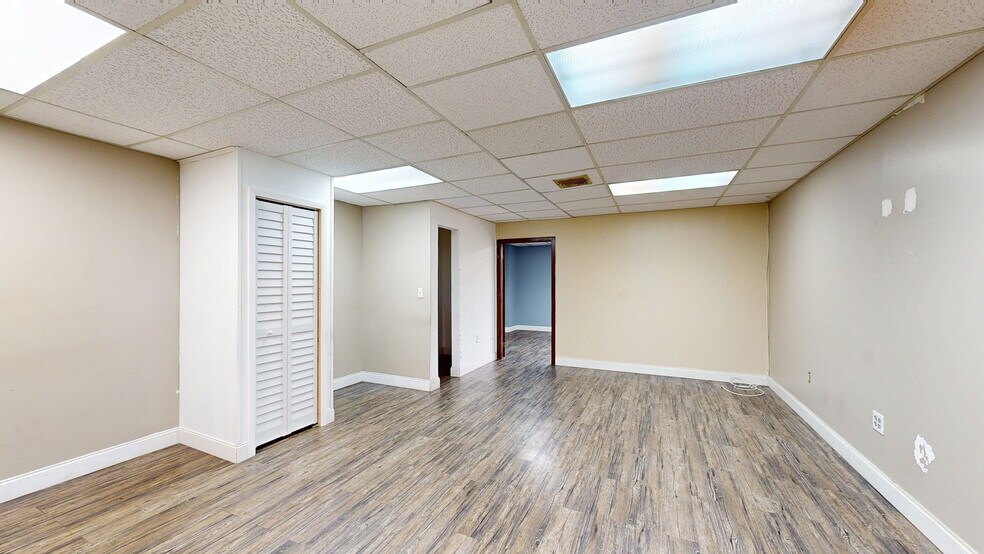 Primary Photo Of 540 NW 165th St, Miami Office For Lease
