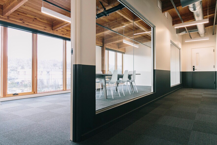 More Photos Of 603 Portway Ave, Hood River Loft Creative Space For Lease