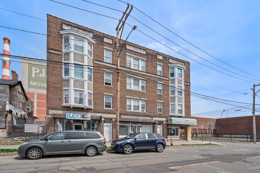 Primary Photo Of 340-350 Main St, Bridgeport Apartments For Sale