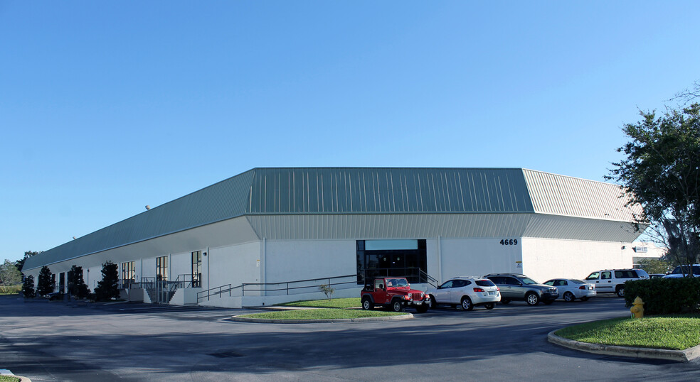 Primary Photo Of 4669 L B McLeod Rd, Orlando Unknown For Lease