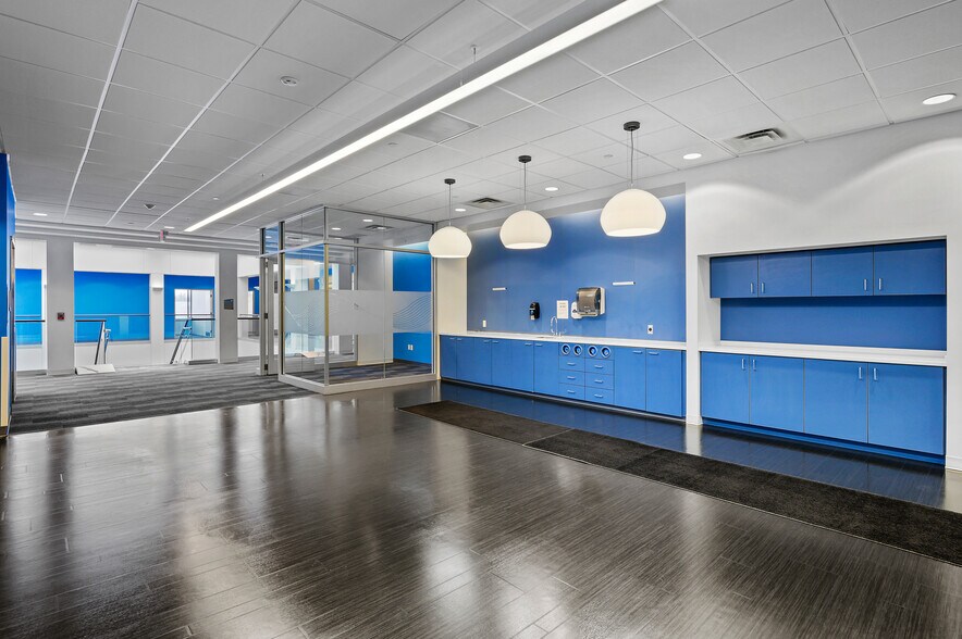 More Photos Of 6950 S Transit Rd, Lockport Office For Lease