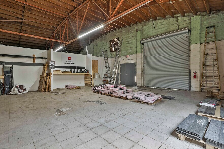 More Photos Of 147 Jackson St, Newnan Freestanding For Lease