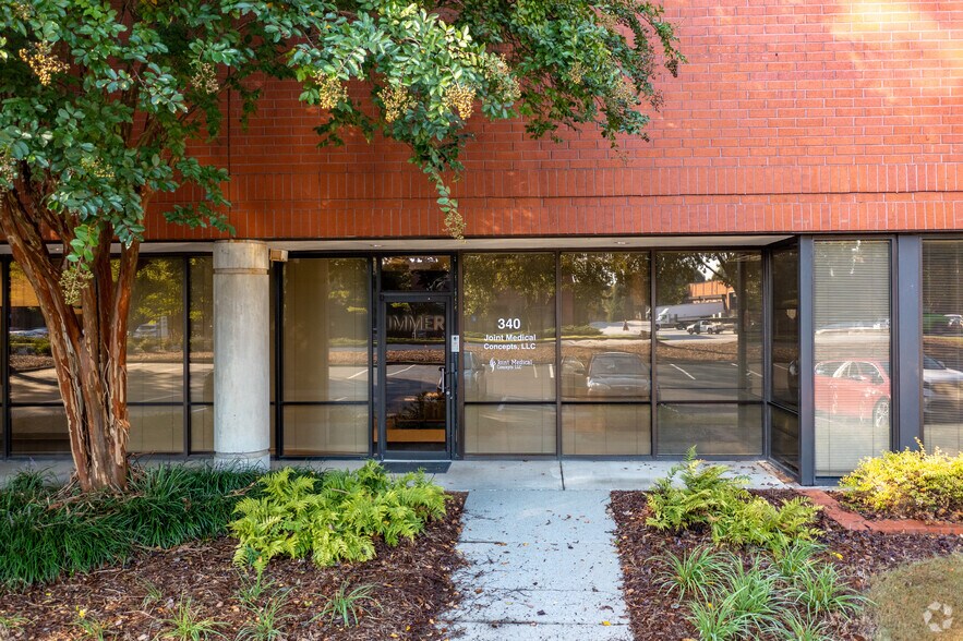 More Photos Of 1725 Corporate Dr, Norcross Unknown For Lease