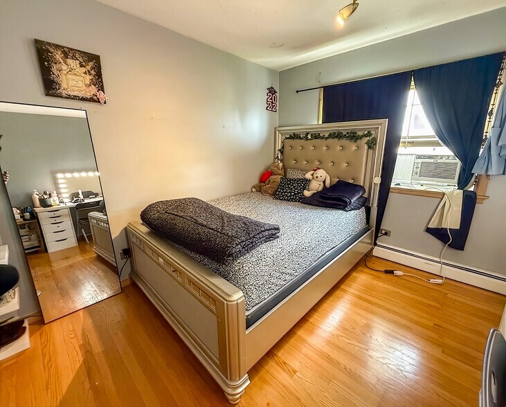 More Photos Of 8109 W Lawrence Ave, Norridge Apartments For Sale
