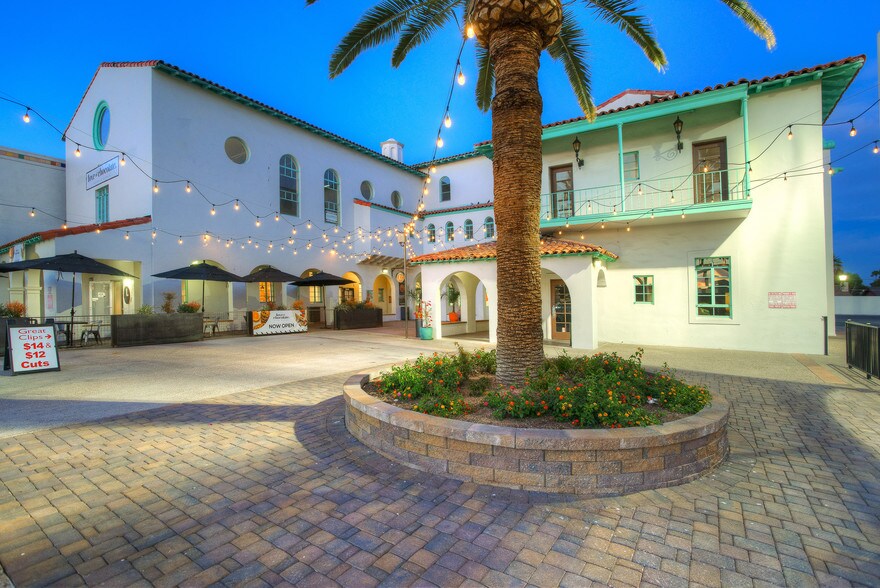 More Photos Of 8101 N 19th Ave, Phoenix Unknown For Lease