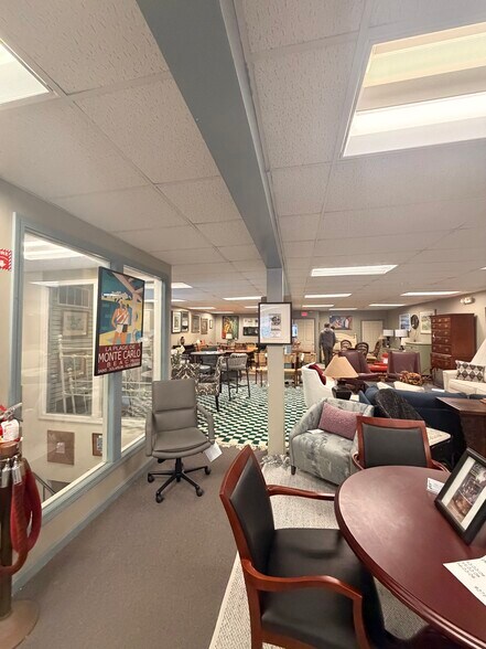 More Photos Of 700 Washington St, Hanover Freestanding For Sale