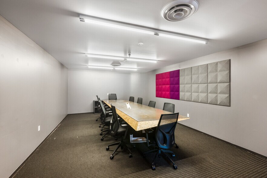 More Photos Of 3644 Eastham Dr, Culver City Loft Creative Space For Lease