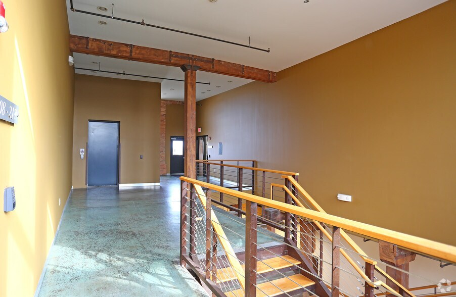 More Photos Of 55 Railroad St, Rochester Apartments For Lease