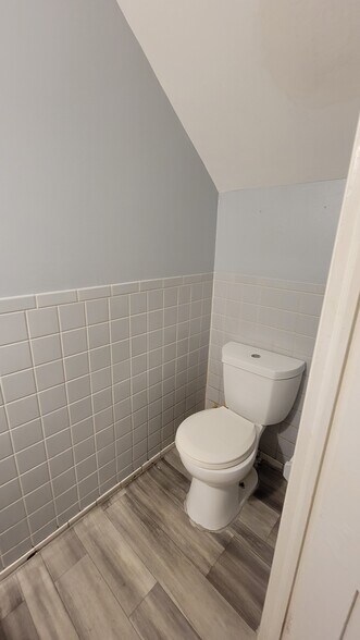 More Photos Of 520 Highway 33, Millstone Township Apartments For Sale