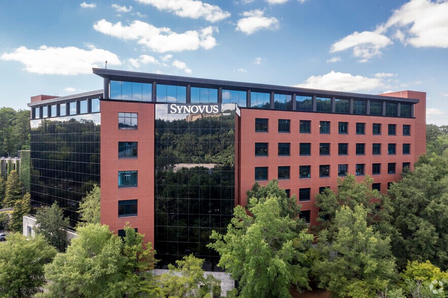 More Photos Of 800 Shades Creek Pkwy, Birmingham Office For Lease