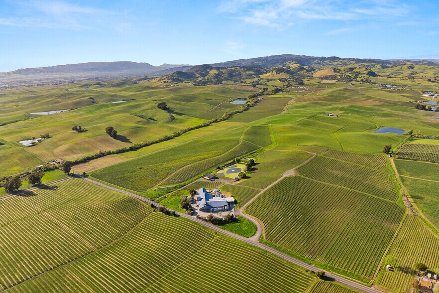 More Photos Of 2750 Las Amigas Rd, Napa Winery Vineyard For Sale