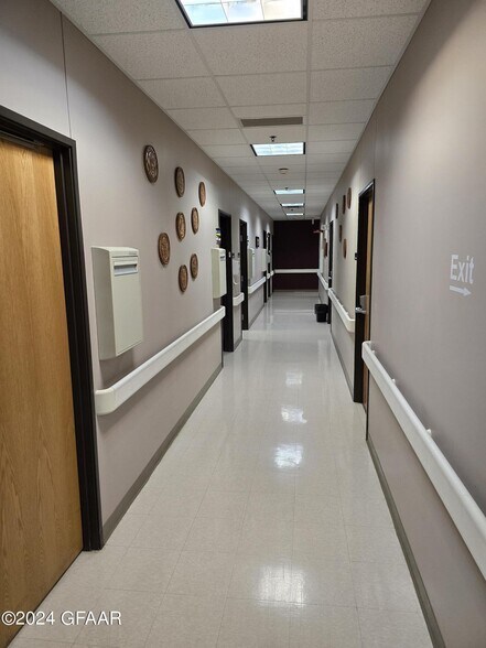 More Photos Of 3221 32nd Ave S, Grand Forks Unknown For Lease