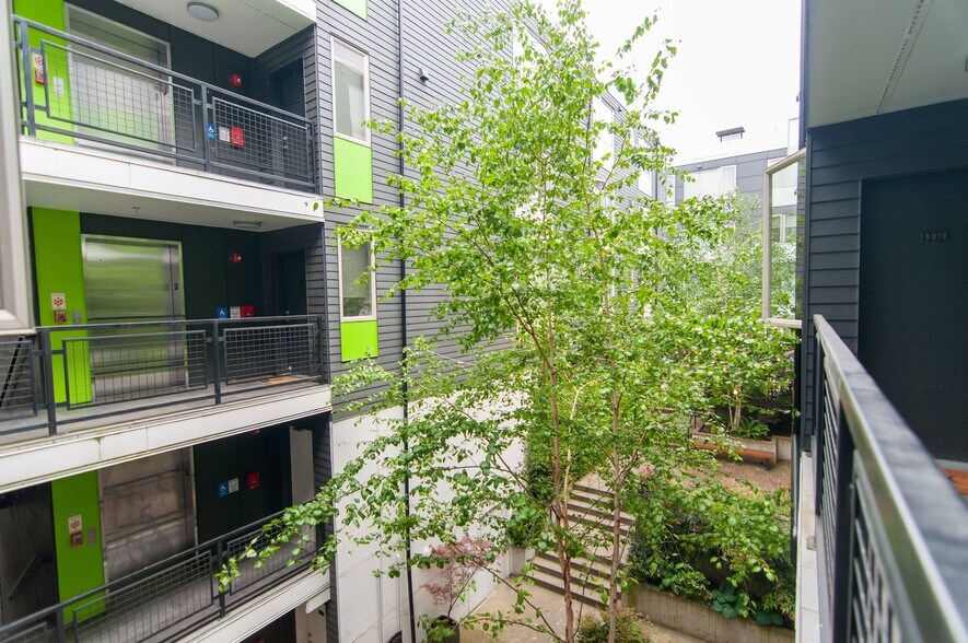 More Photos Of 1414 E Yesler Way, Seattle Apartments For Sale