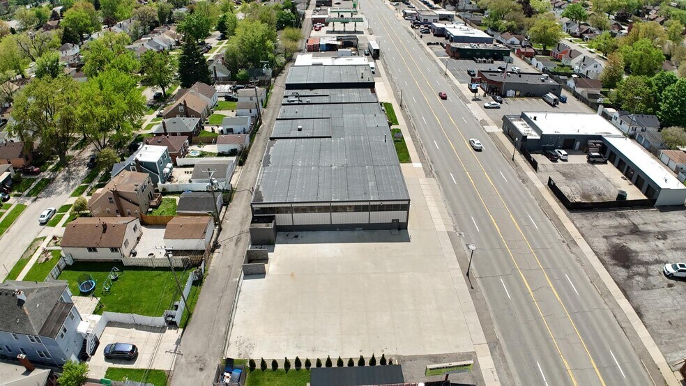 More Photos Of 17950 Allen Rd, Melvindale Industrial For Sale