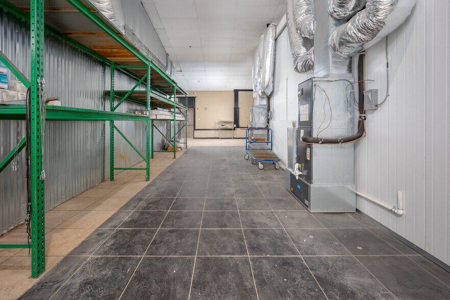 More Photos Of 6825 W Wilshire Blvd, Oklahoma City Theater Concert Hall For Sale