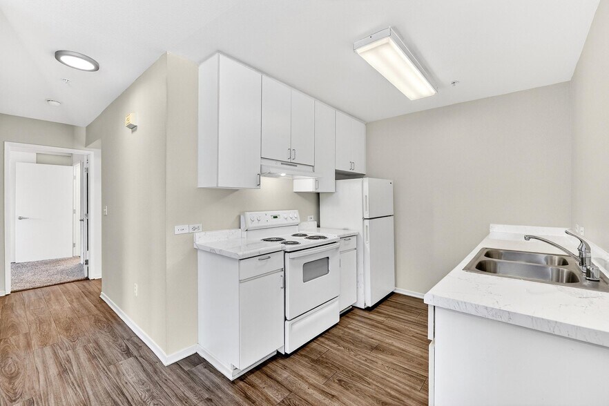 More Photos Of 900 F St, San Diego Apartments For Lease