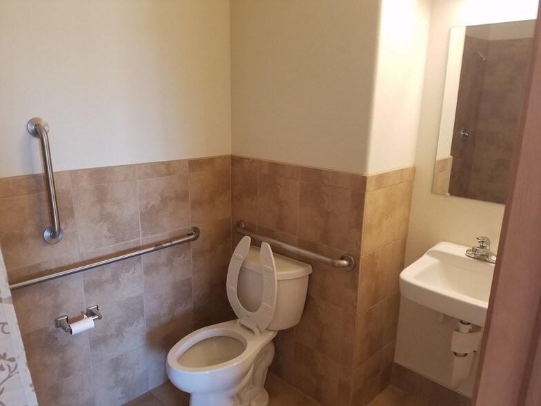 More Photos Of 2140 Hollow Brook Dr, Colorado Springs Medical For Lease