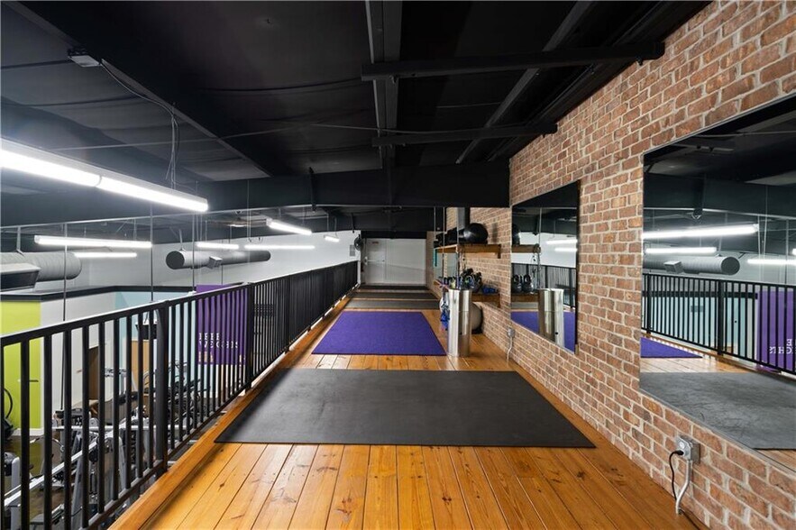 More Photos Of 16 Boardwalk Plz, Saint Simons Island General Retail For Sale