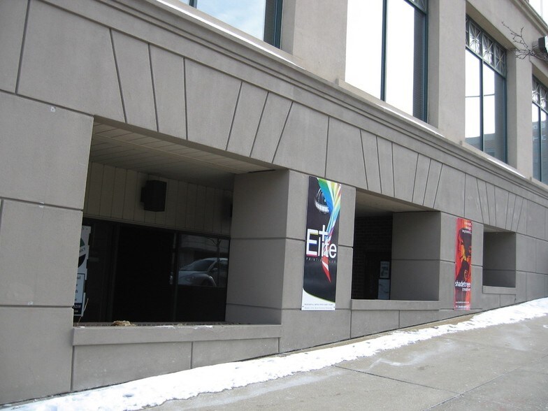 More Photos Of 39 E Market St, Akron Apartments For Lease