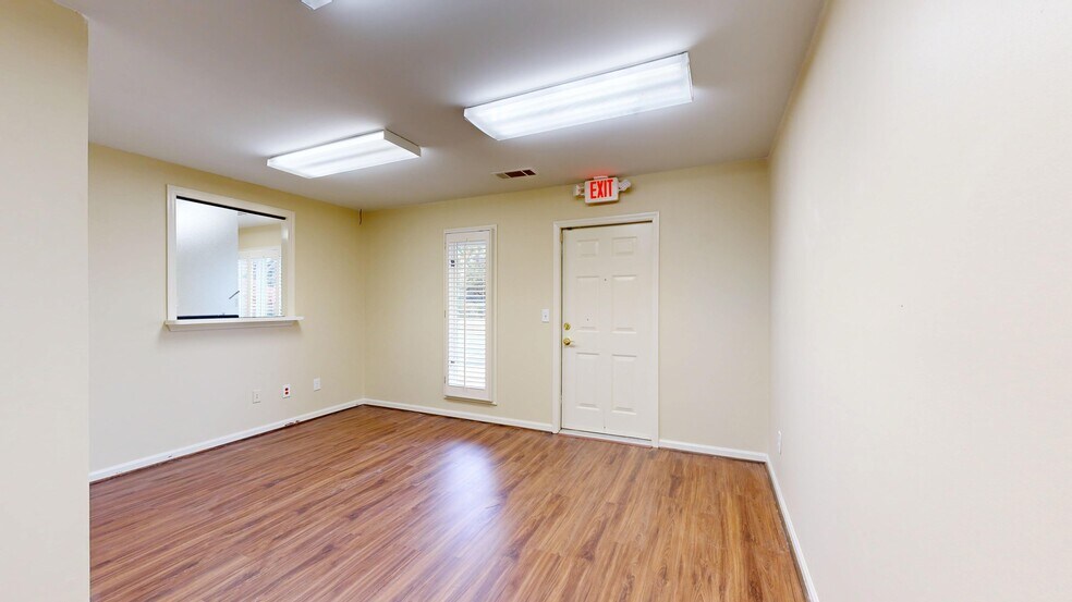 More Photos Of 1320 Wynnton Rd, Columbus Office For Lease