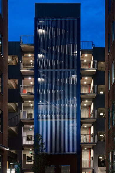 More Photos Of 300 Morris St, Durham Unknown For Lease