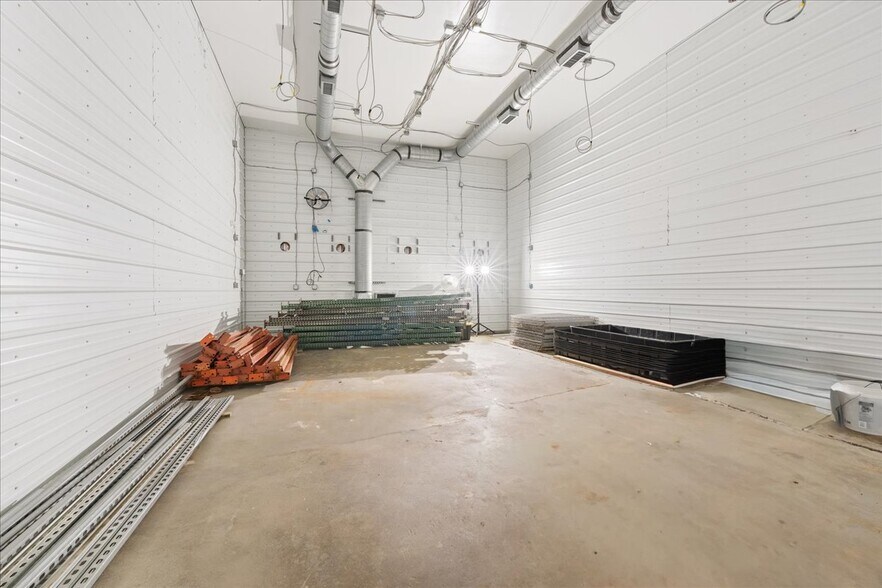 More Photos Of 2145 Richardson Hwy, North Pole Industrial For Sale