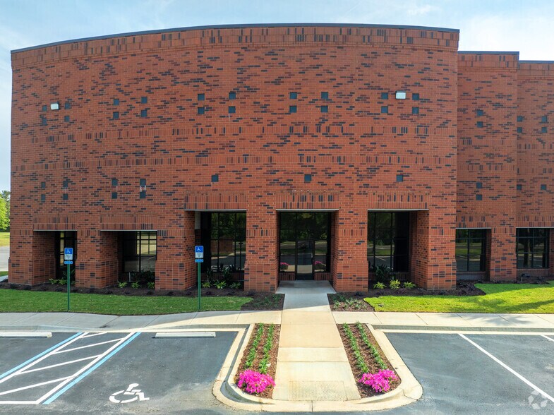 More Photos Of 8215 Westside Industrial, Jacksonville Unknown For Lease