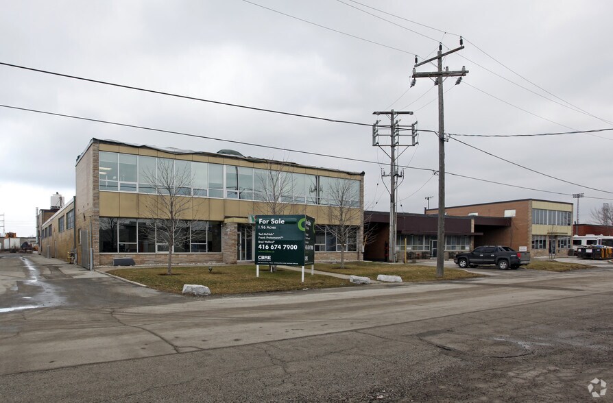 More Photos Of 16-20 Newbridge Rd, Toronto Manufacturing For Sale