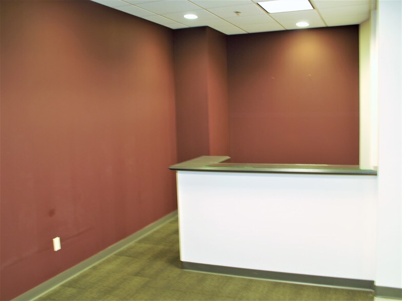 More Photos Of 1941 Frank Scott Pky, Shiloh Medical For Lease